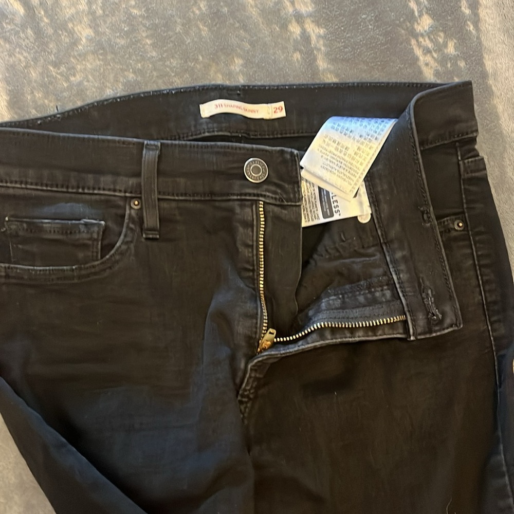 Two pair woman’s Levi’s 311 Shaping Skinny Jeggings - Picture 5 of 8